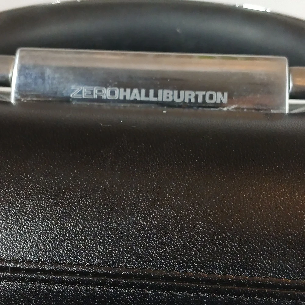 Zero Halliburton Black Leather/Fabric Briefcase/ Document Case Bag Men/Unisex
